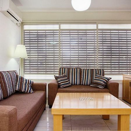 Apartments4You Dinara Bat Yam Extérieur photo