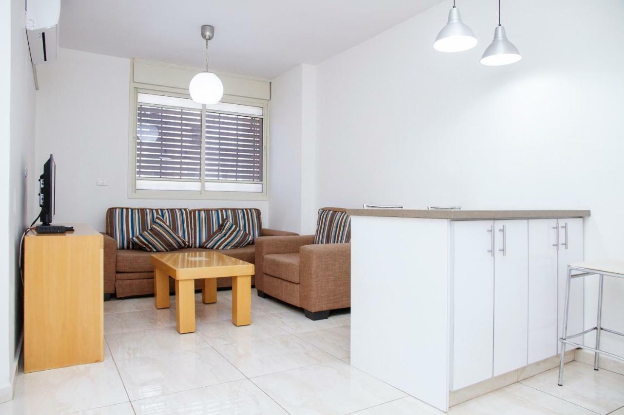 Apartments4You Dinara Bat Yam Extérieur photo